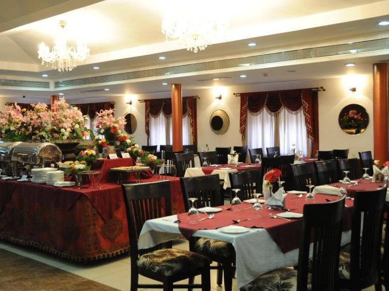 Treebo Crystal Castle Hotel Bangalore Eksteriør billede