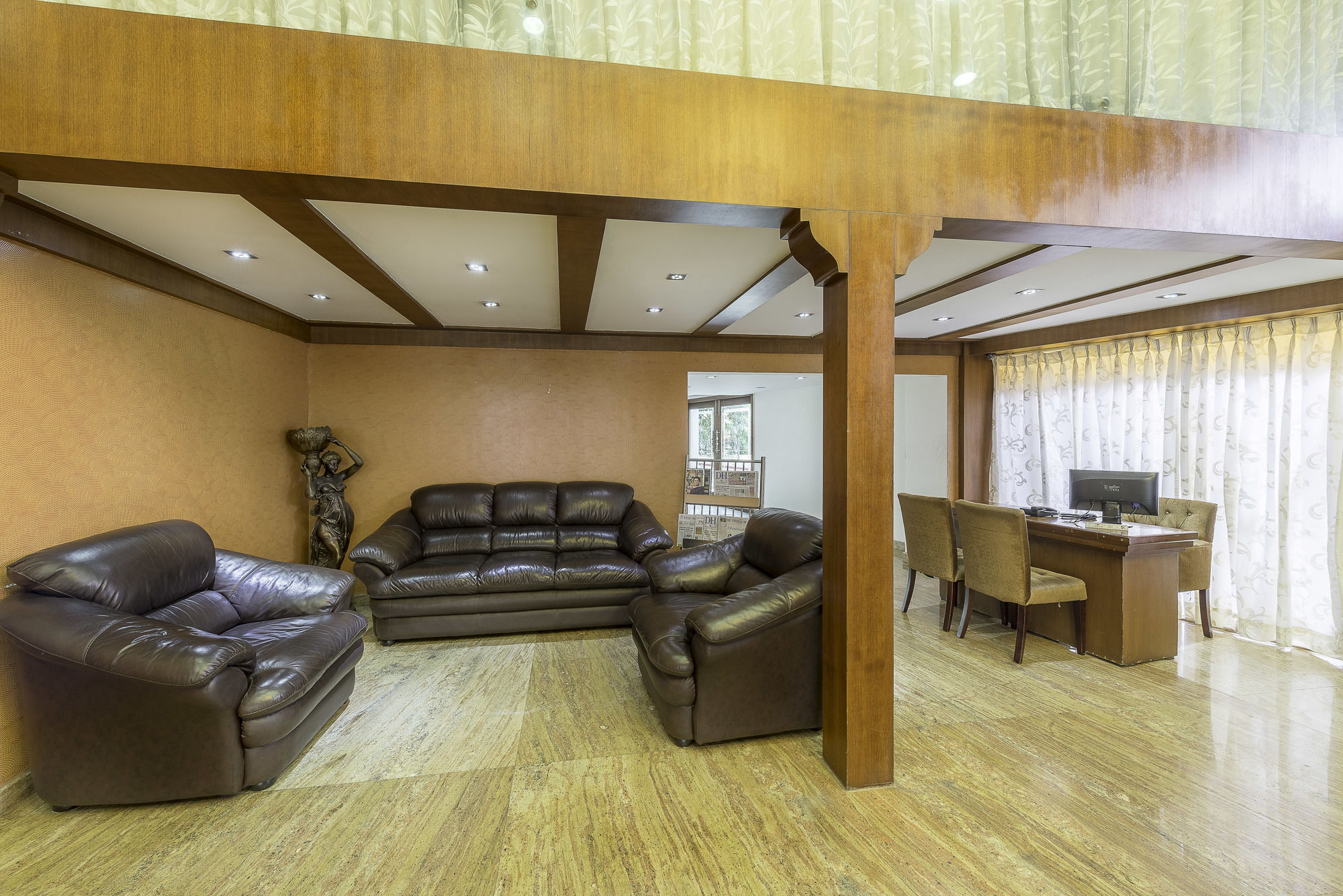 Treebo Crystal Castle Hotel Bangalore Eksteriør billede